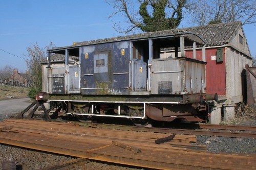 BR  DB 993842 Ballast/Plough Brake Van built 1957