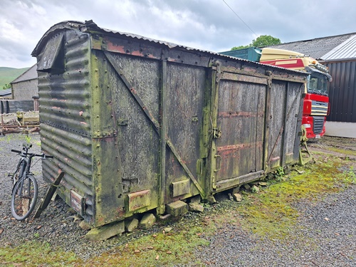 BR  B 875xxx (body only) Fruit Van built 1949