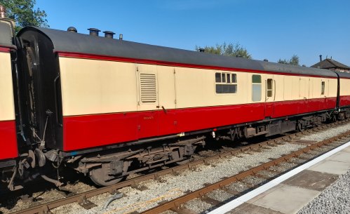 BR  M80830 Mk 1 Gangwayed Full Brake (later Exhibition Van) built 1955