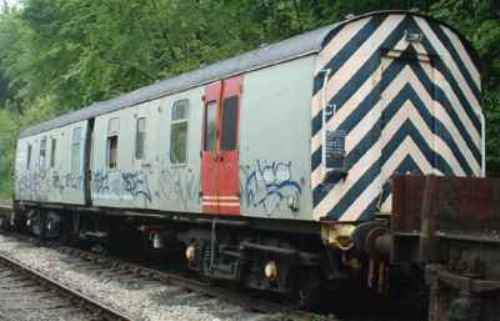 BR  ADB 977402 Mk 1 Gangwayed Full Brake (scrapped) built 1958