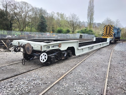 LNER  E 230908 Well Trolley built 1939