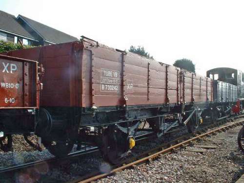 BR  B 730242 Tube Wagon built 1950