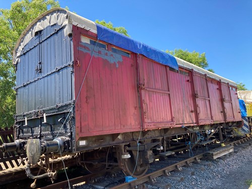 LNER  E1322 Four-wheel CCT (Covered Carriage Truck) built 1950