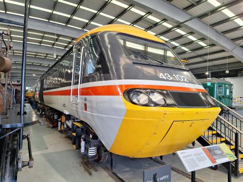 BR 43102 Class 253 HST Driving Motor Brake Built 1978